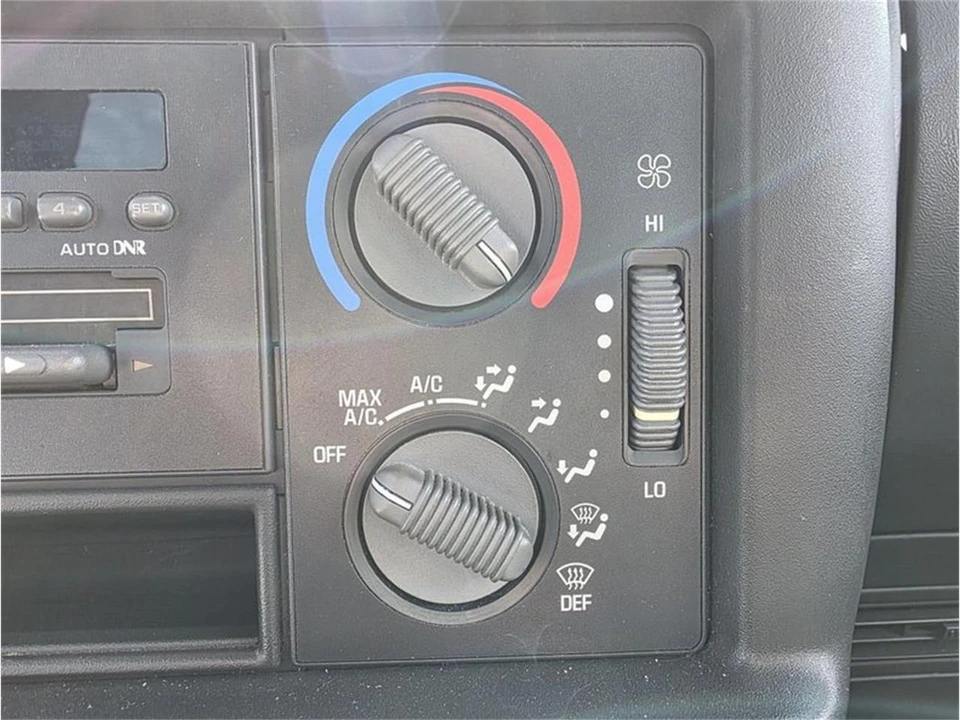 1996 Chevrolet S-10 - Image 22 of 28