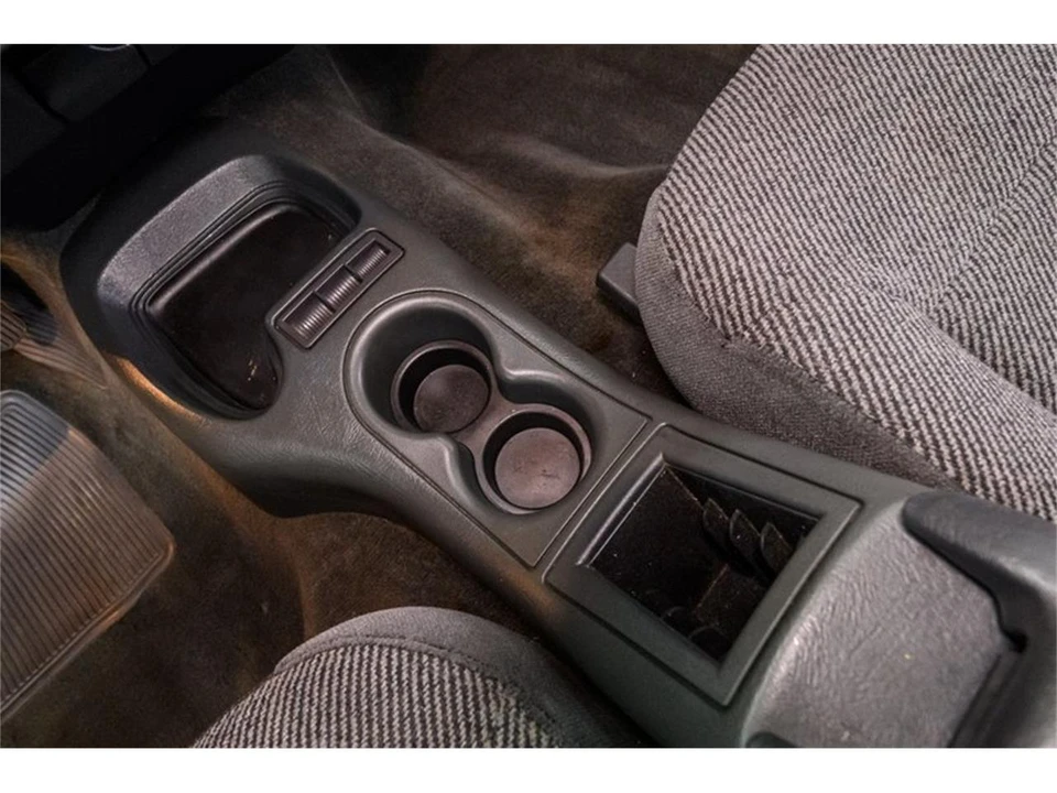 1996 Chevrolet S-10 - Image 25 of 31