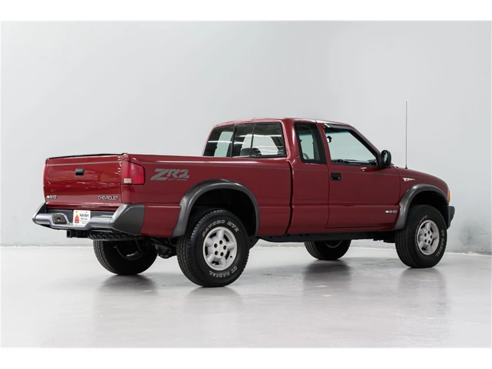 1996 Chevrolet S-10 - Image 6 of 31