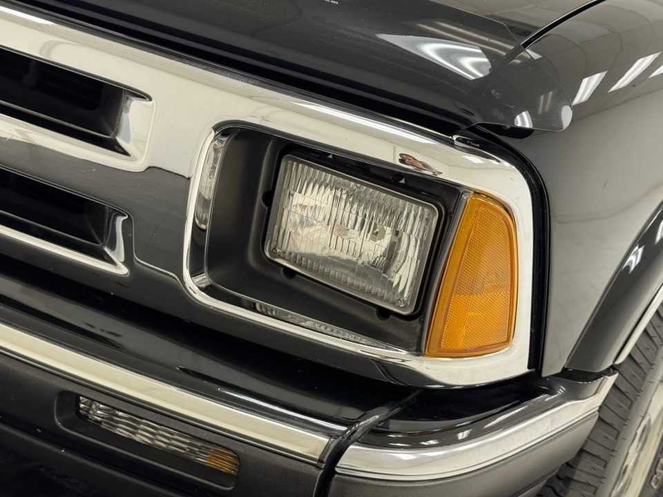 1996 Chevrolet S-10 - Image 10 of 12