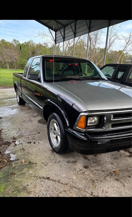 1996 Chevrolet S-10 - Image 4 of 20