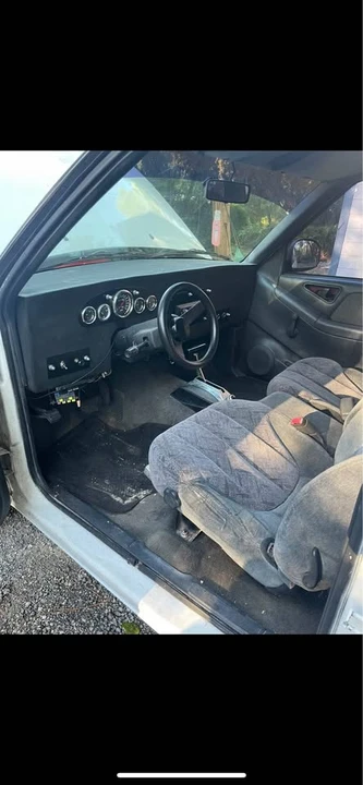 1996 Chevrolet S-10 - Image 4 of 4