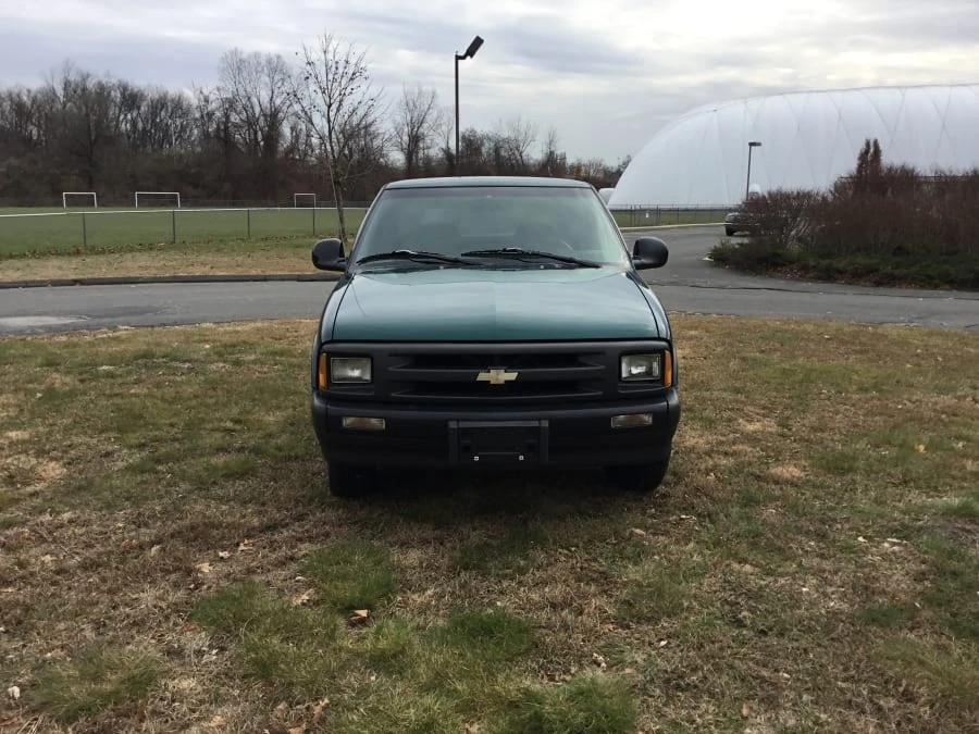 1996 Chevrolet S-10 - Image 2 of 4