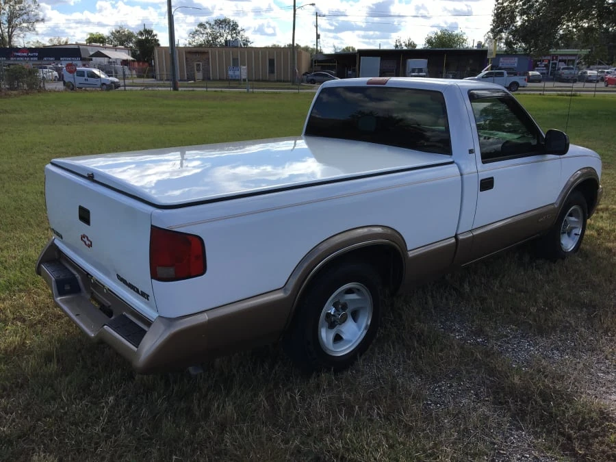 1996 Chevrolet S-10 - Image 2 of 7