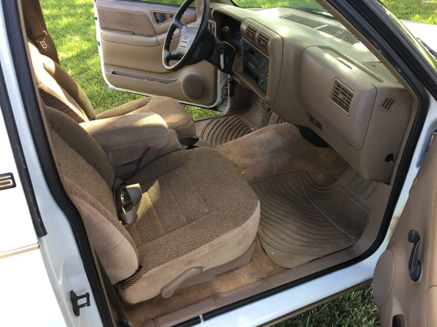 1996 Chevrolet S-10 - Image 4 of 7