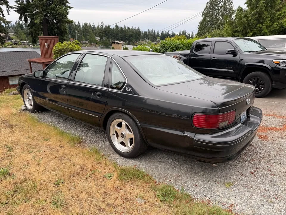 1996 Chevrolet SS - Image 3 of 8