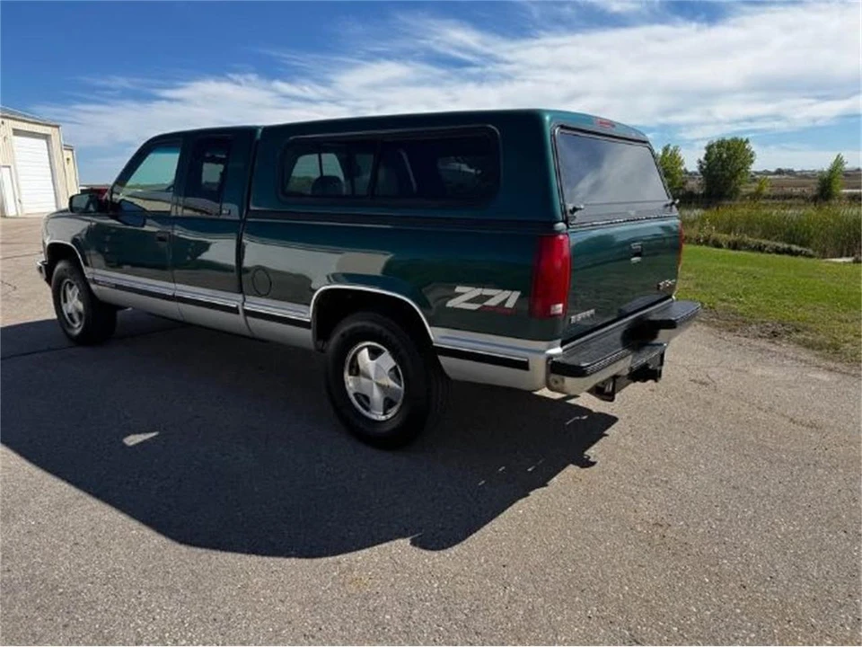 1996 Chevrolet Silverado - Image 3 of 20