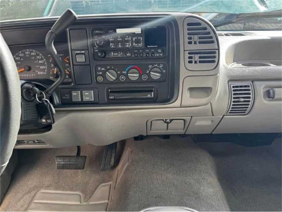 1996 Chevrolet Silverado - Image 7 of 20