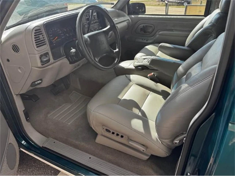 1996 Chevrolet Silverado - Image 14 of 20