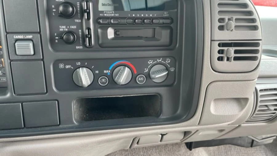 1996 Chevrolet C/K 4th Gen - Image 6 of 11