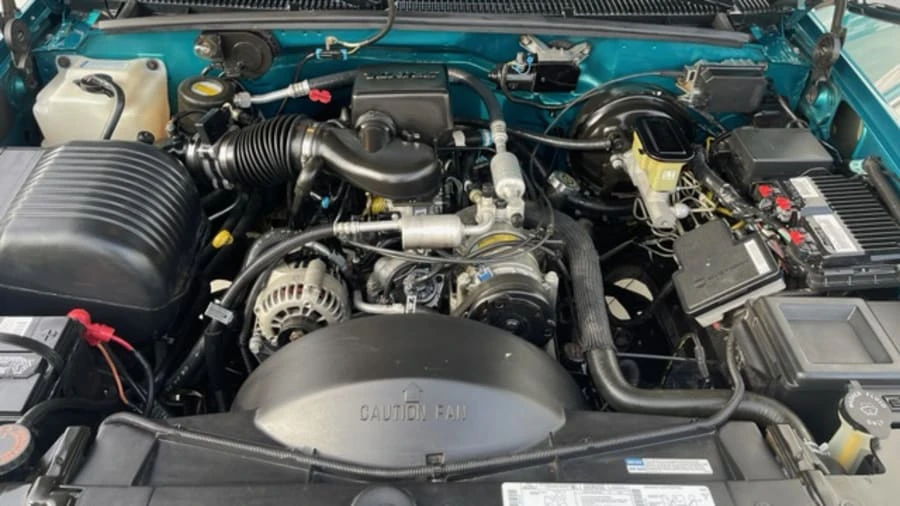 1996 Chevrolet C/K 4th Gen - Image 8 of 11