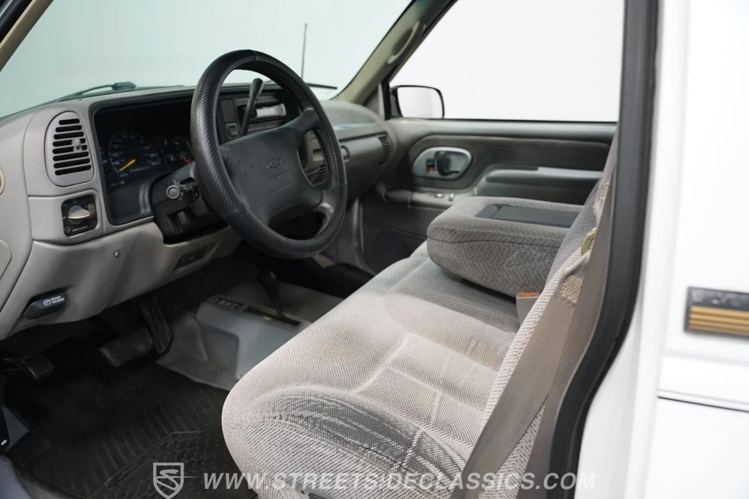 1996 Chevrolet C/K 4th Gen - Image 5 of 12
