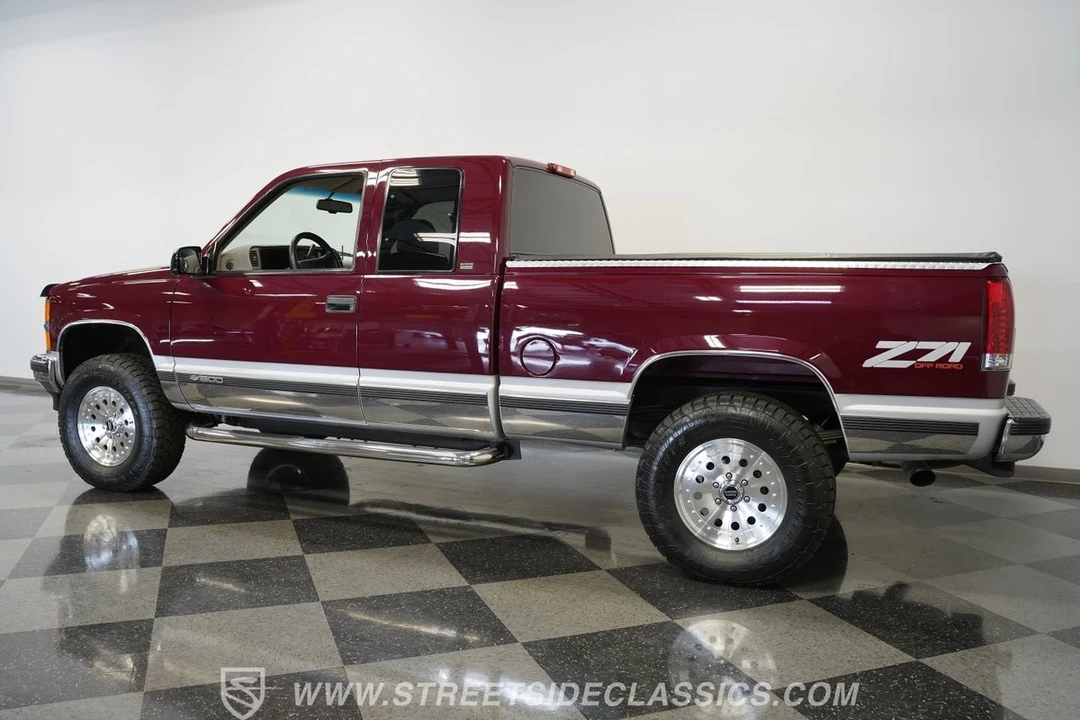 1996 Chevrolet Silverado 1st Gen - Image 9 of 12