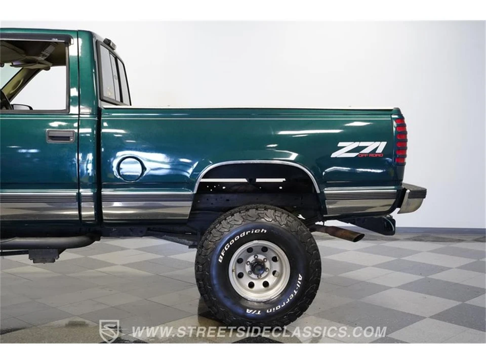 1996 Chevrolet Silverado - Image 23 of 31