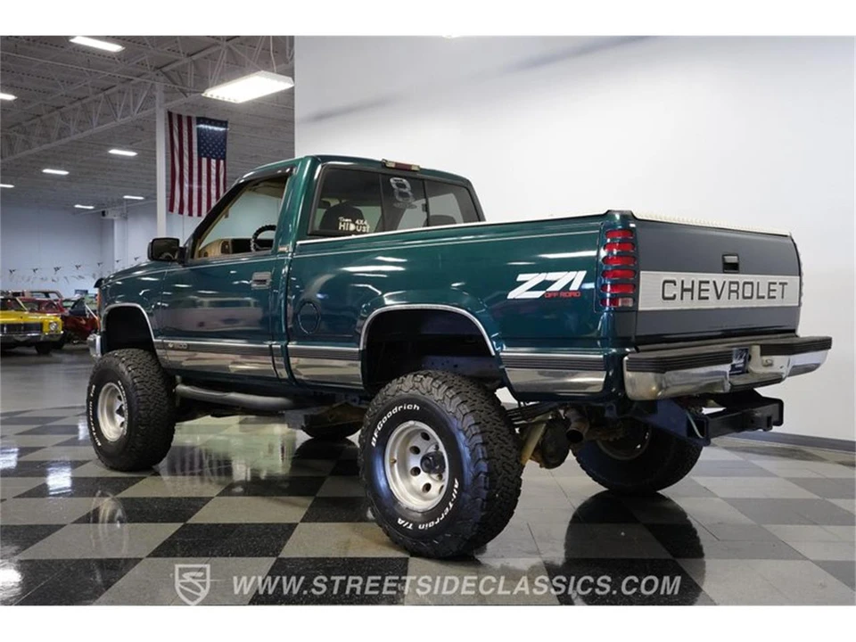 1996 Chevrolet Silverado - Image 8 of 31