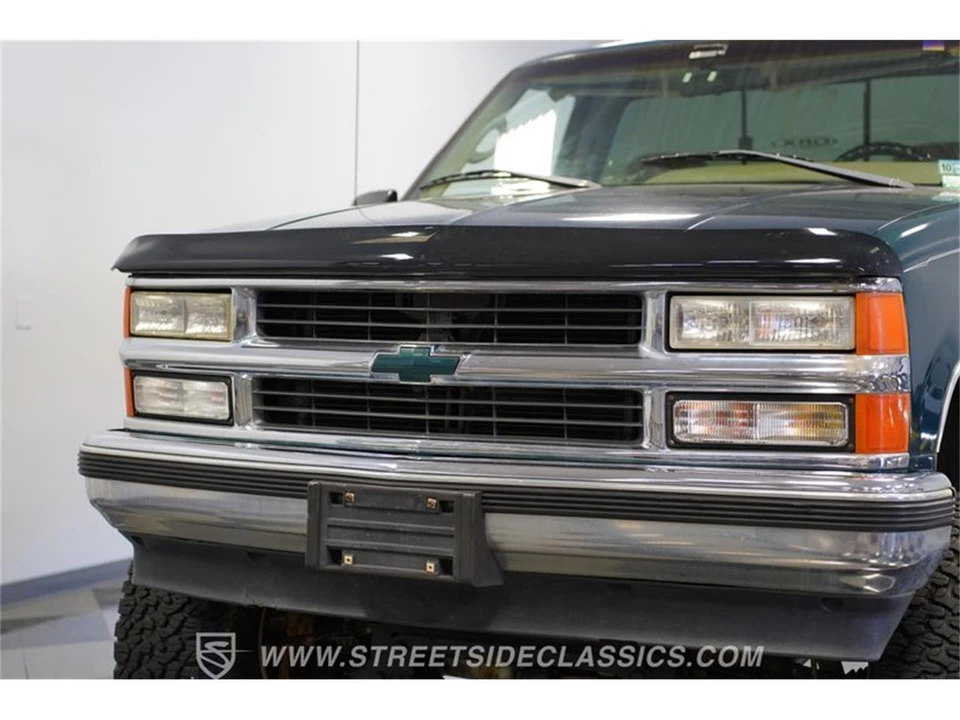 1996 Chevrolet Silverado - Image 18 of 31