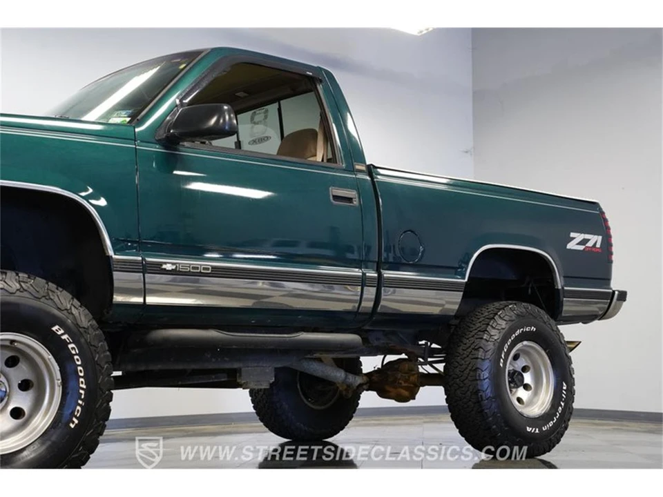 1996 Chevrolet Silverado - Image 21 of 31