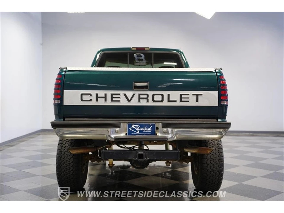 1996 Chevrolet Silverado - Image 24 of 31