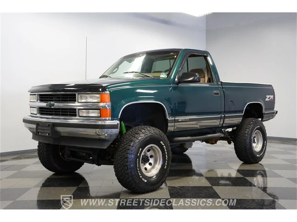 1996 Chevrolet Silverado - Image 4 of 31