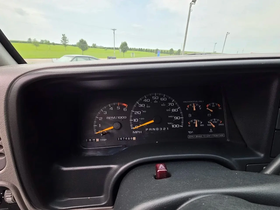 1996 Chevrolet Silverado - Image 26 of 31