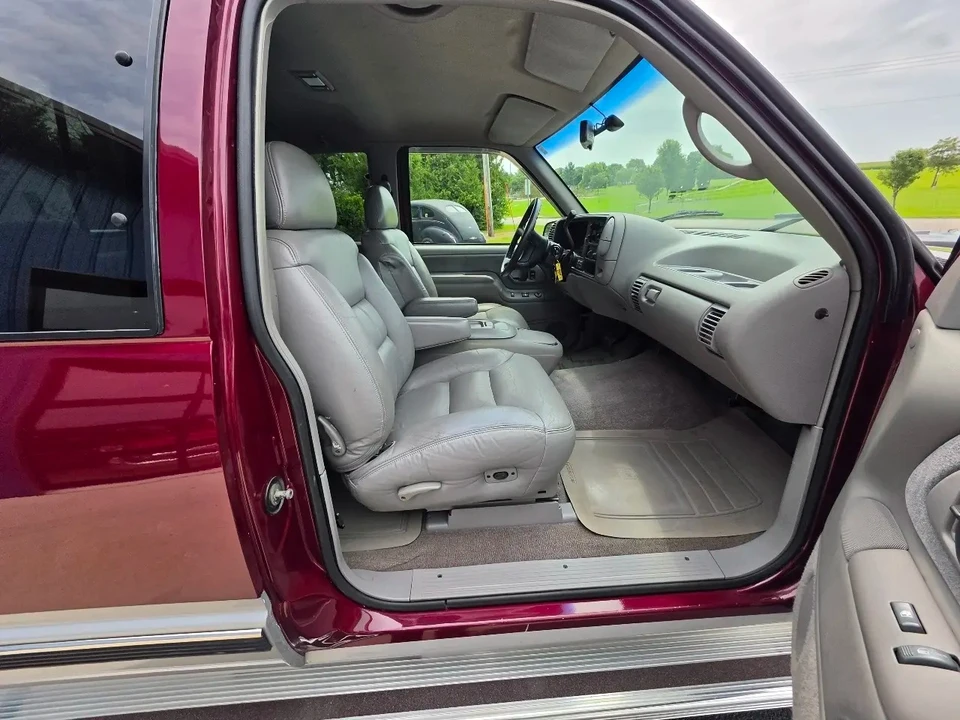1996 Chevrolet Silverado - Image 30 of 31