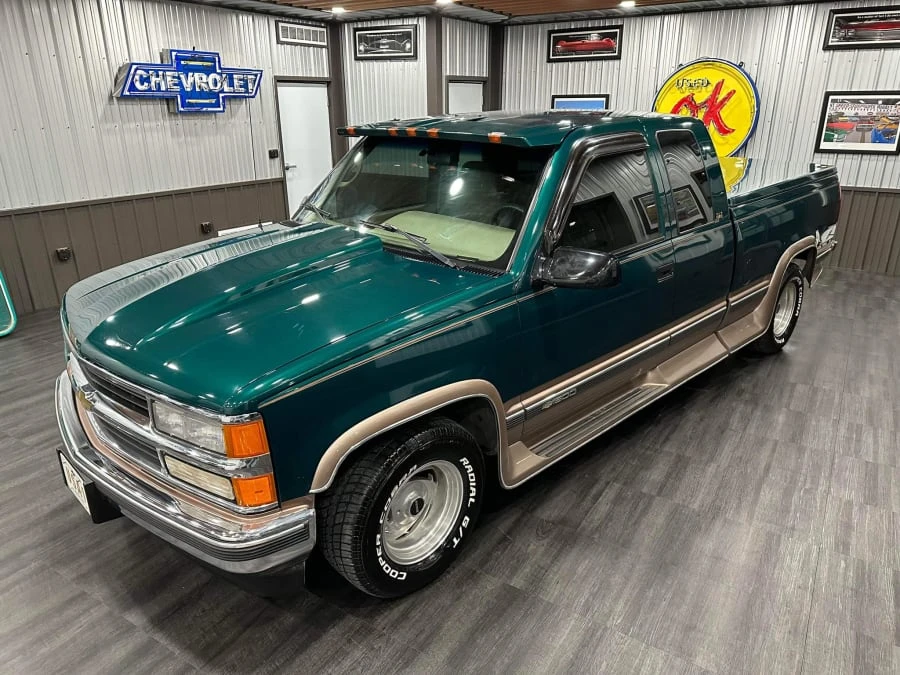 1996 Chevrolet C/K 4th Gen - Image 9 of 31