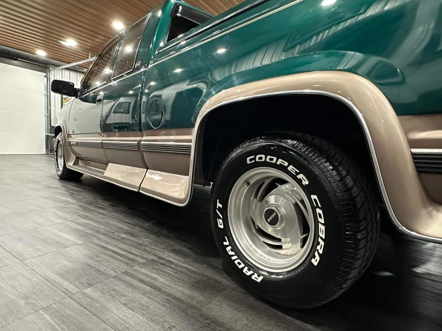 1996 Chevrolet C/K 4th Gen - Image 17 of 31