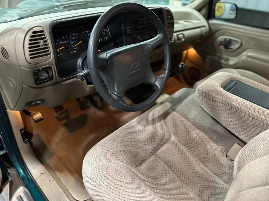 1996 Chevrolet C/K 4th Gen - Image 27 of 31