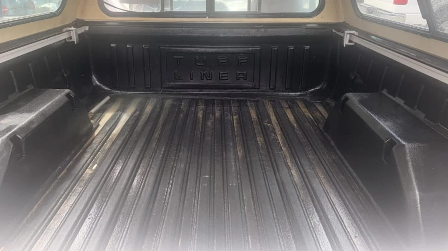1996 Chevrolet Silverado - Image 9 of 13