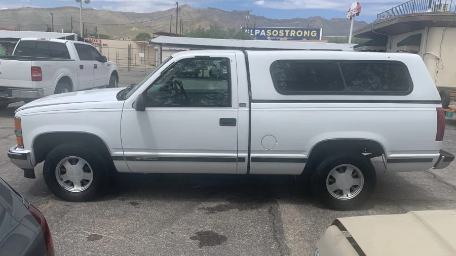 1996 Chevrolet Silverado - Image 2 of 13