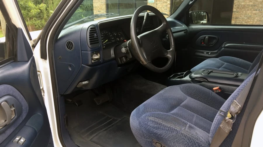 1996 Chevrolet Silverado - Image 5 of 11