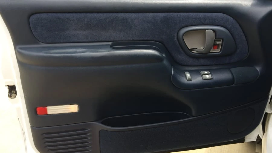 1996 Chevrolet Silverado - Image 8 of 11
