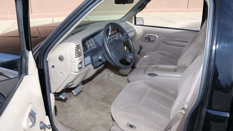 1996 Chevrolet Silverado - Image 4 of 11