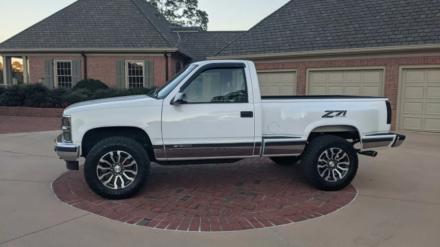 1996 Chevrolet Silverado - Image 2 of 12