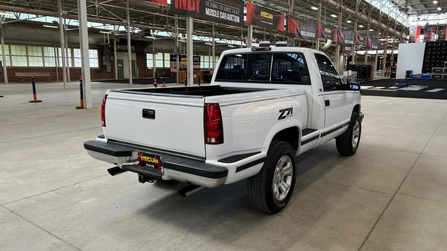 1996 Chevrolet Silverado - Image 7 of 12