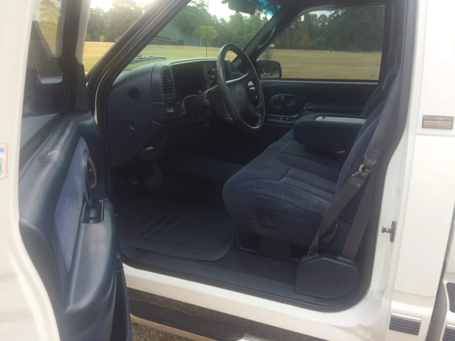 1996 Chevrolet Silverado - Image 4 of 6