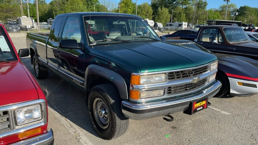 1996 Chevrolet Silverado - Image 2 of 4