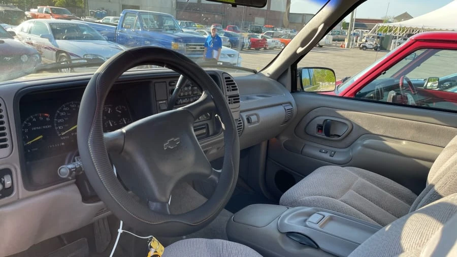 1996 Chevrolet Silverado - Image 4 of 4