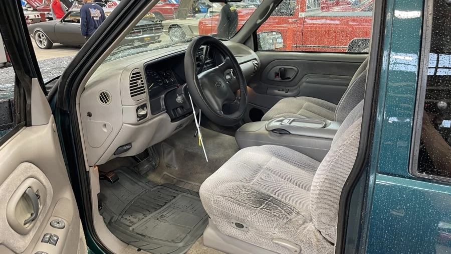 1996 Chevrolet Silverado - Image 3 of 4