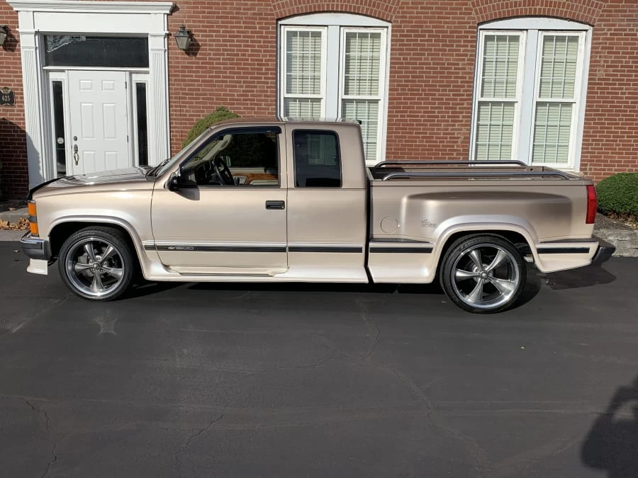 1996 Chevrolet Silverado - Image 2 of 8