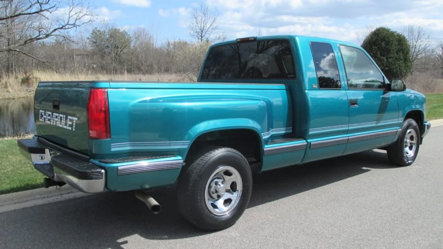 1996 Chevrolet Silverado - Image 3 of 19