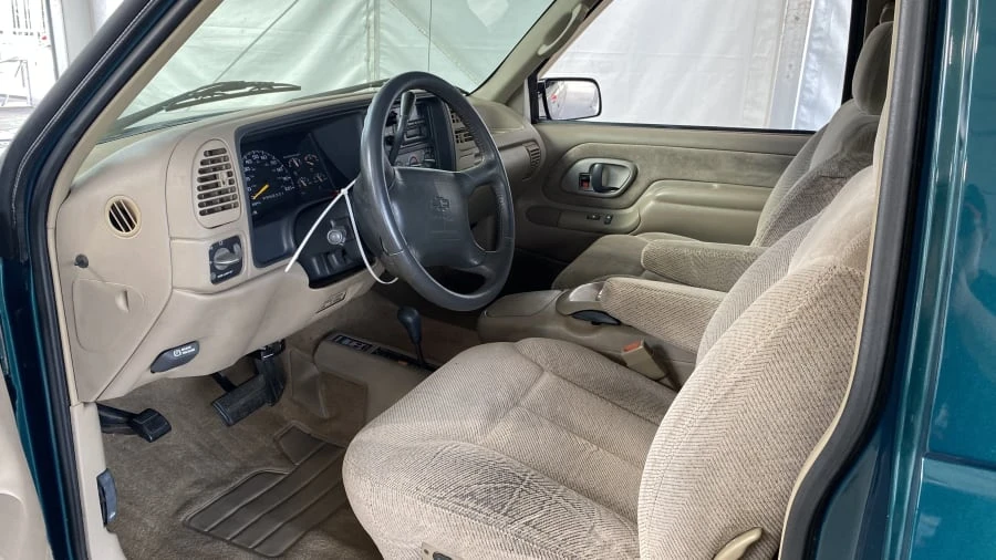 1996 Chevrolet Silverado - Image 3 of 4