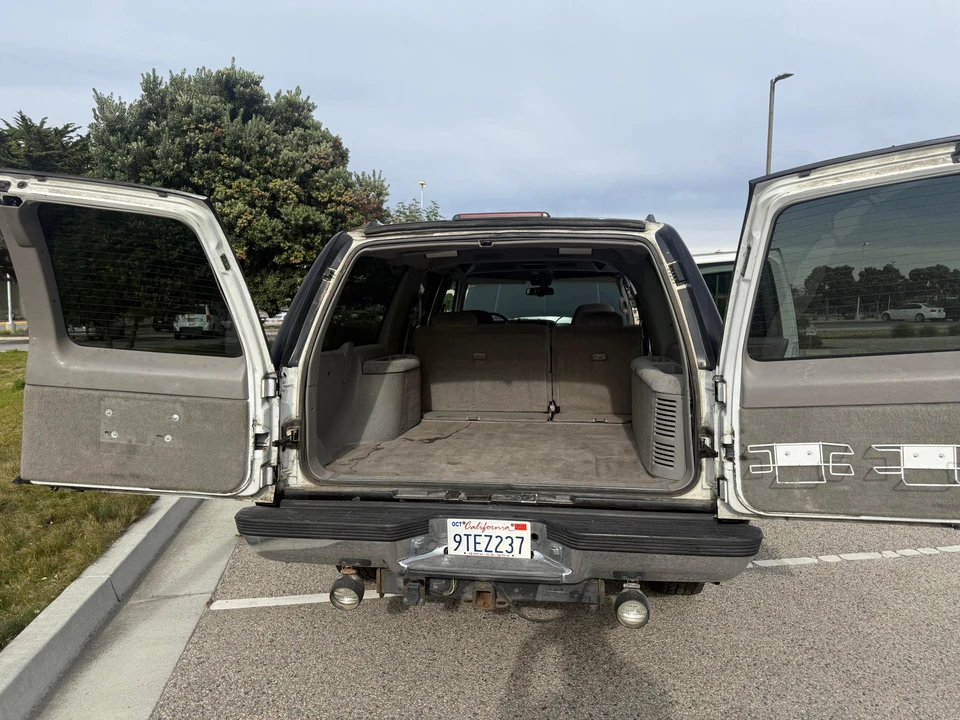 1996 Chevrolet Suburban 8th Gen - Image 5 of 31