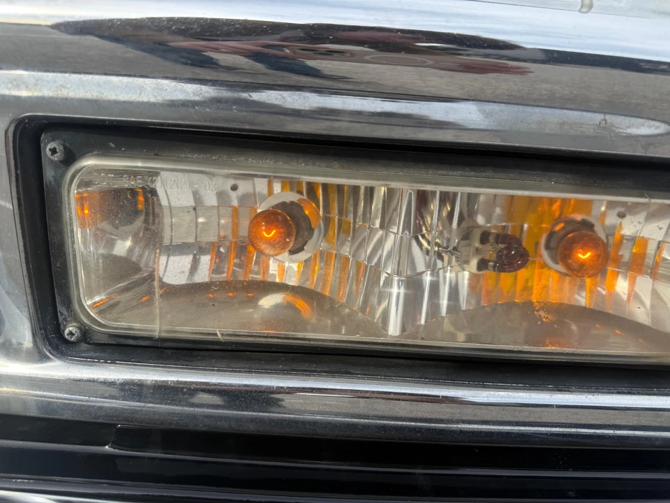1996 Chevrolet Suburban 8th Gen - Image 31 of 31