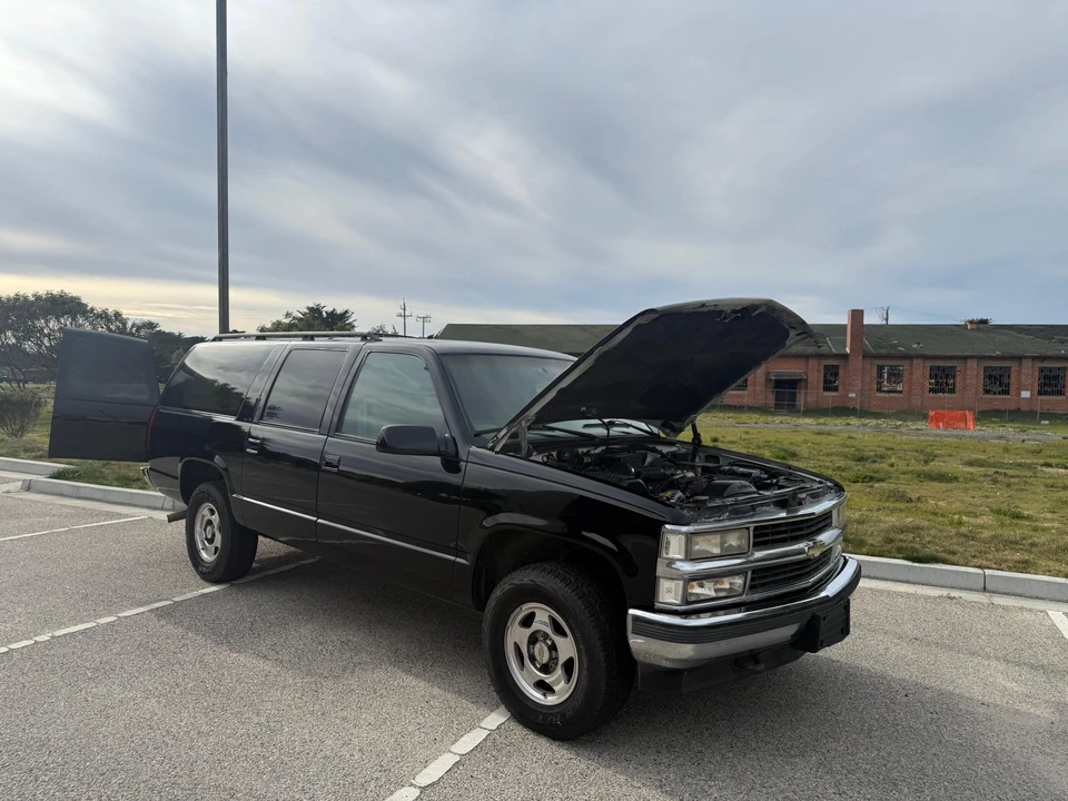 1996 Chevrolet Suburban 8th Gen - Image 19 of 31