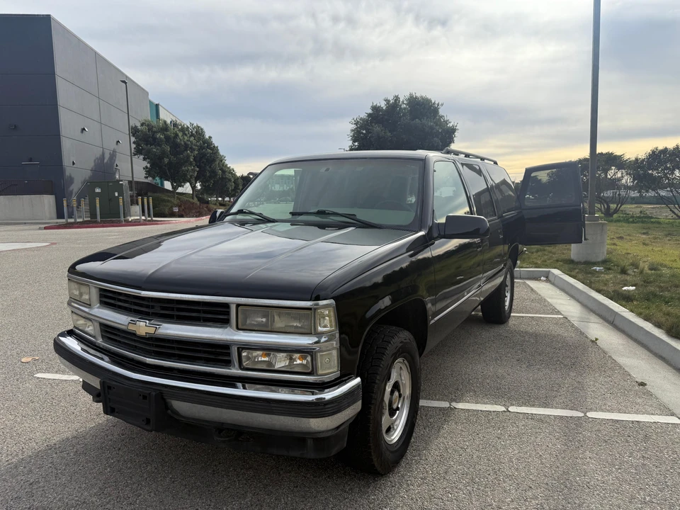1996 Chevrolet Suburban 8th Gen - Image 20 of 31