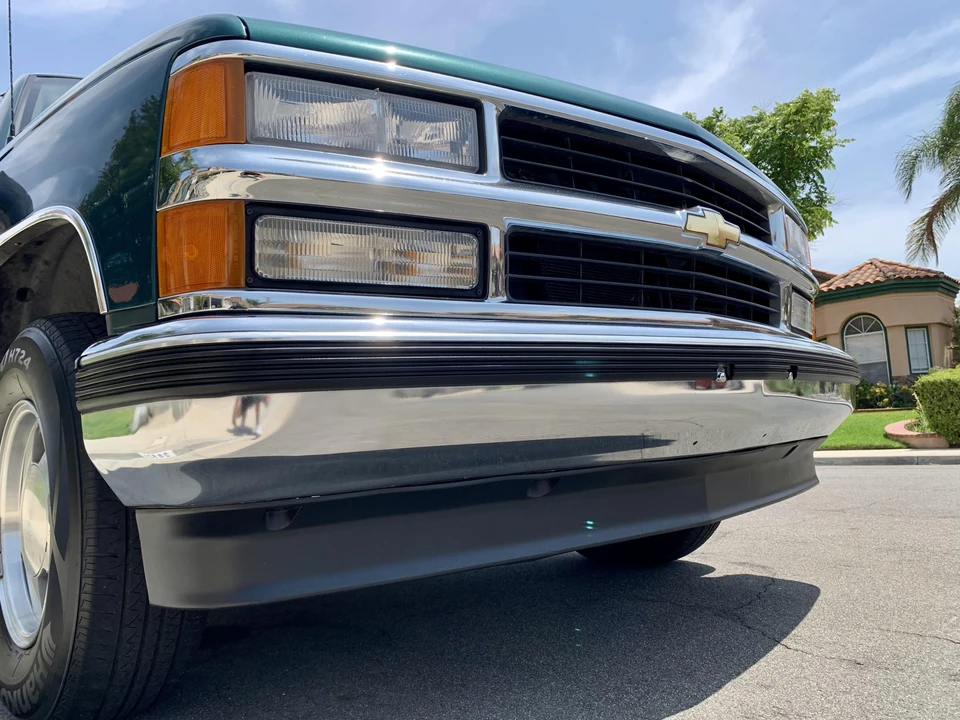 1996 Chevrolet Suburban 8th Gen - Image 28 of 31