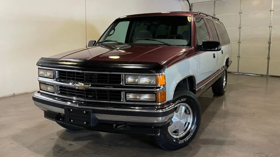 1996 Chevrolet Suburban 8th Gen - Image 12 of 17