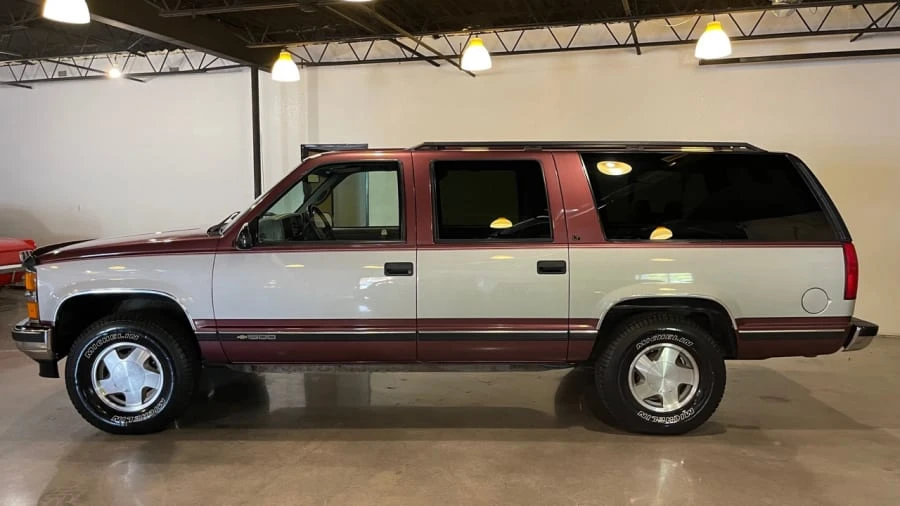 1996 Chevrolet Suburban 8th Gen - Image 15 of 17