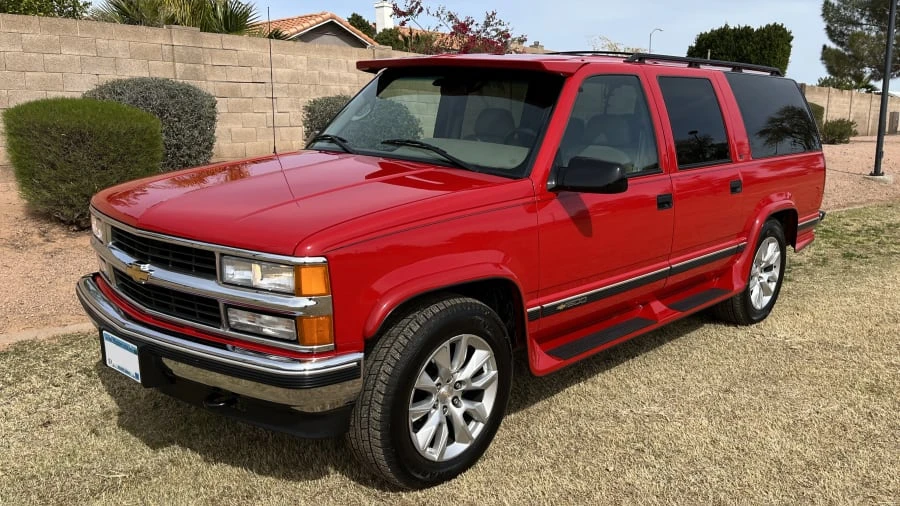 1996 Chevrolet Suburban 8th Gen - Image 15 of 17